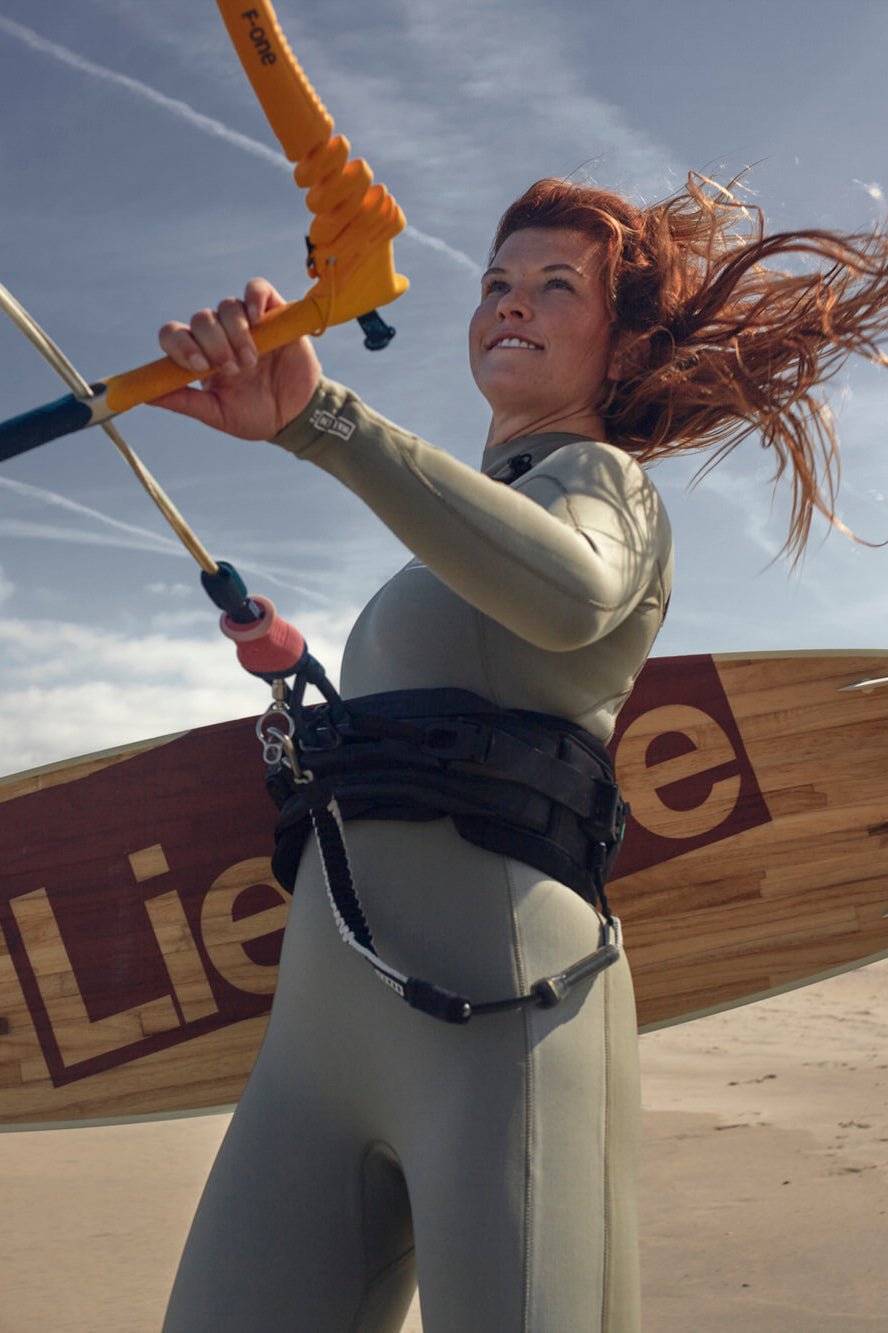 Nikki van Dijk Wetsuit (4/3) - Moon - WALLIEN