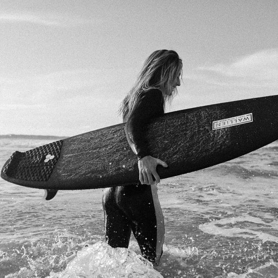 Nikki van Dijk Wetsuit (4/3) - Retro Monochrome - WALLIEN