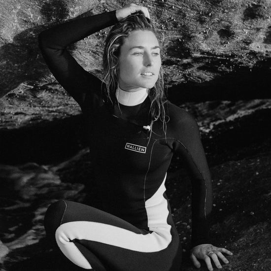 Nikki van Dijk Wetsuit (4/3) - Retro Monochrome - WALLIEN