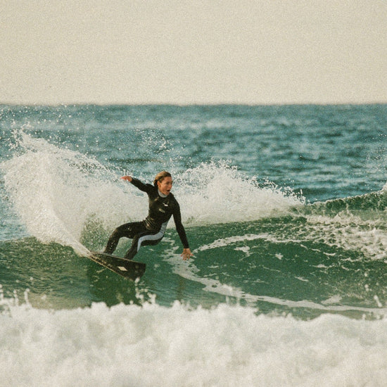 Nikki van Dijk Wetsuit (4/3) - Retro Monochrome - WALLIEN